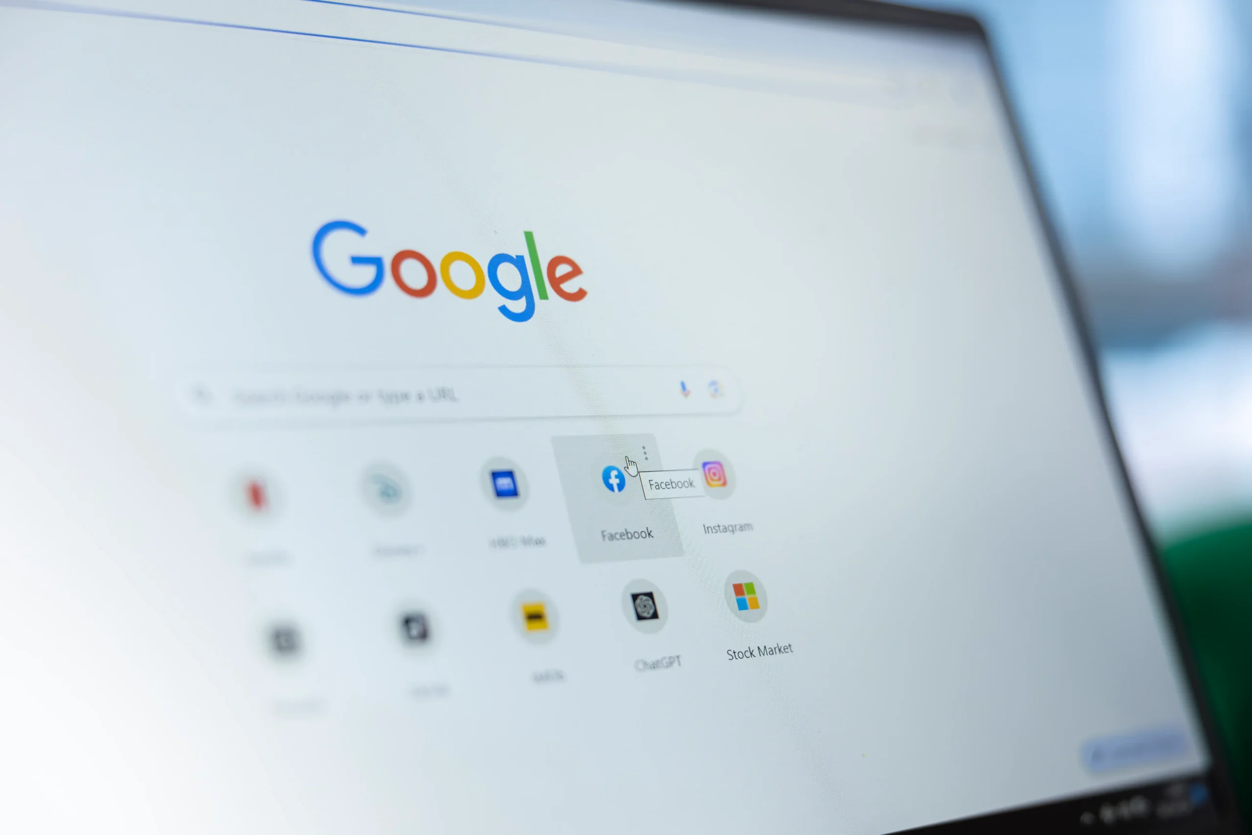 Google’da ilk sıraya çıkmak için SEO teknikleri, içerik ipuçları ve yerel stratejilerle dolu bu güncel 2025 rehberini mutlaka inceleyin!